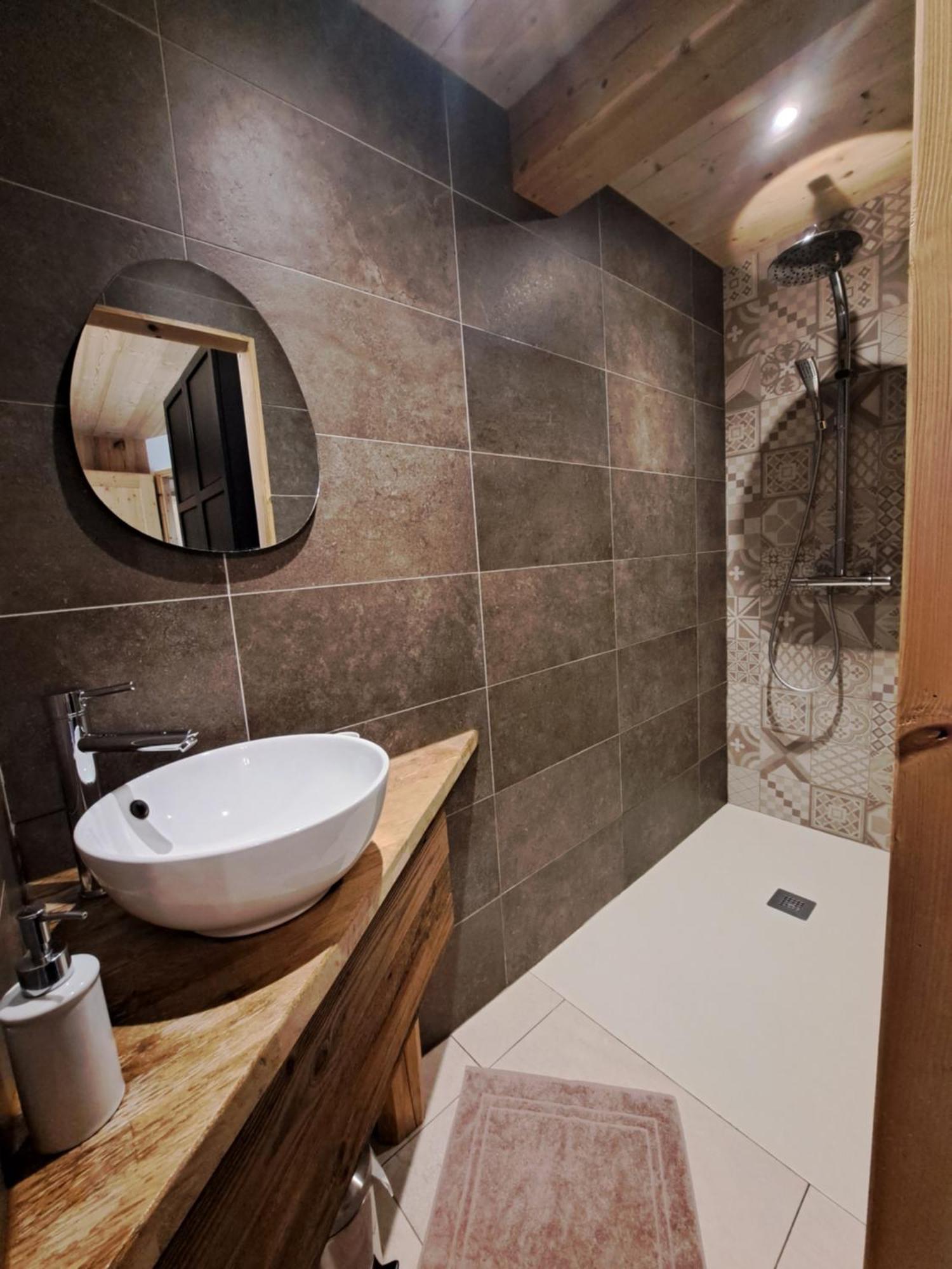 Chalet Augustin Villa Vaujany Bagian luar foto